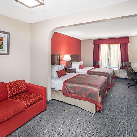 Отель Ramada By Wyndham Alpharetta Atlanta North Экстерьер фото