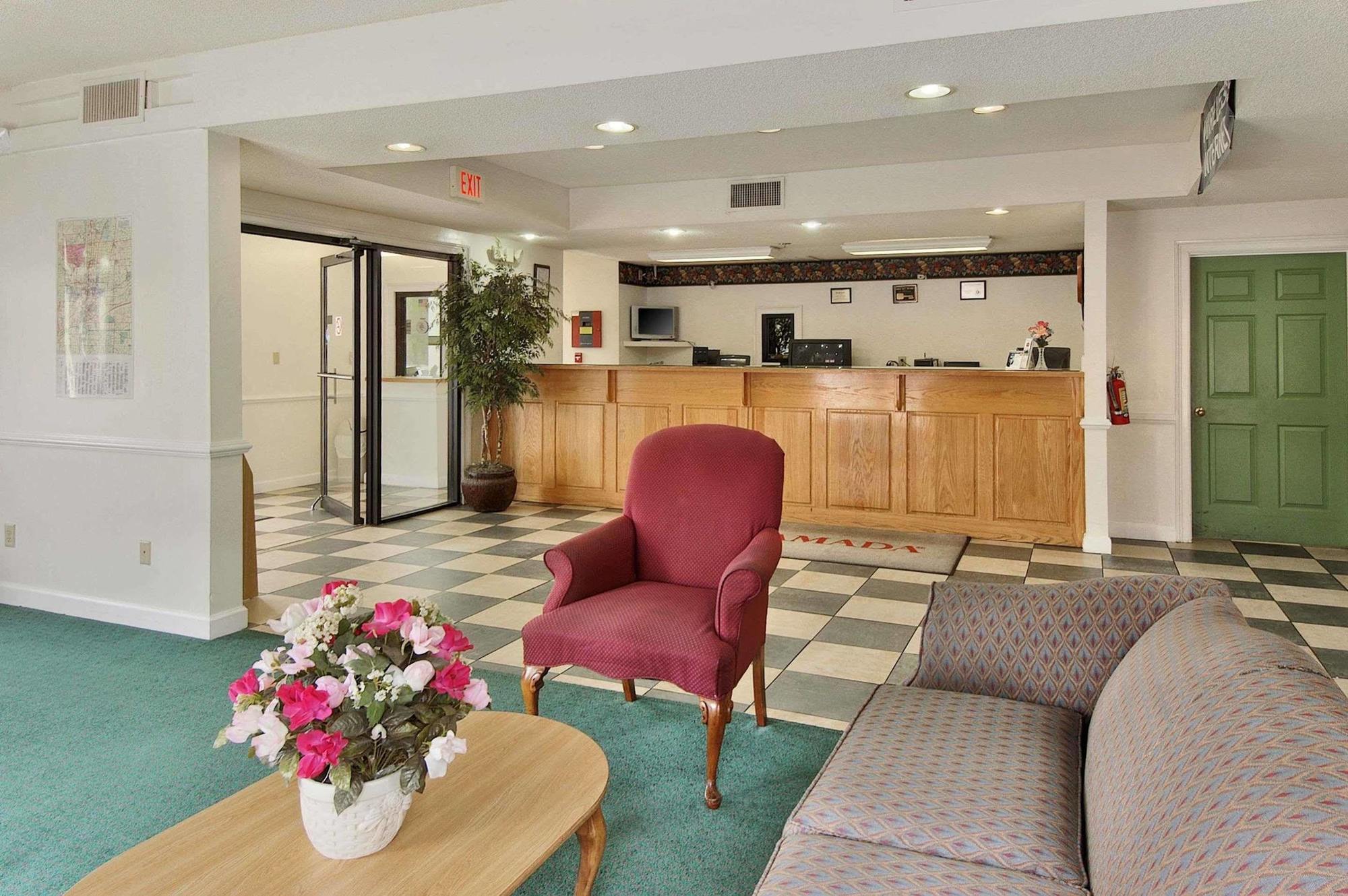 Отель Ramada By Wyndham Alpharetta Atlanta North Экстерьер фото